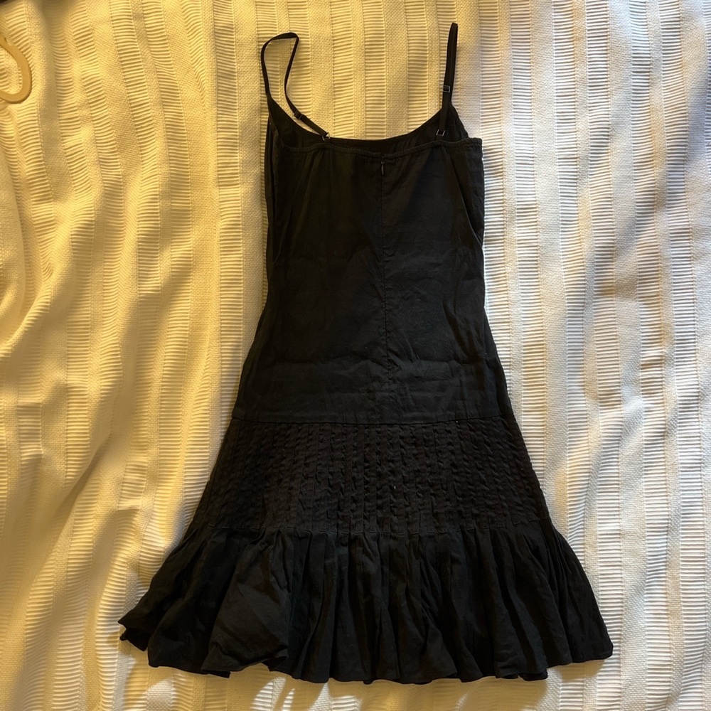 Ellie Tahari Black Midi Dress